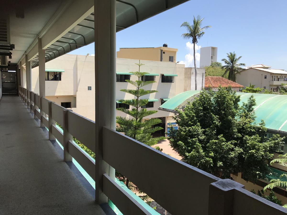 Gnaanams Hotel And Restaurant جافنا المظهر الخارجي الصورة