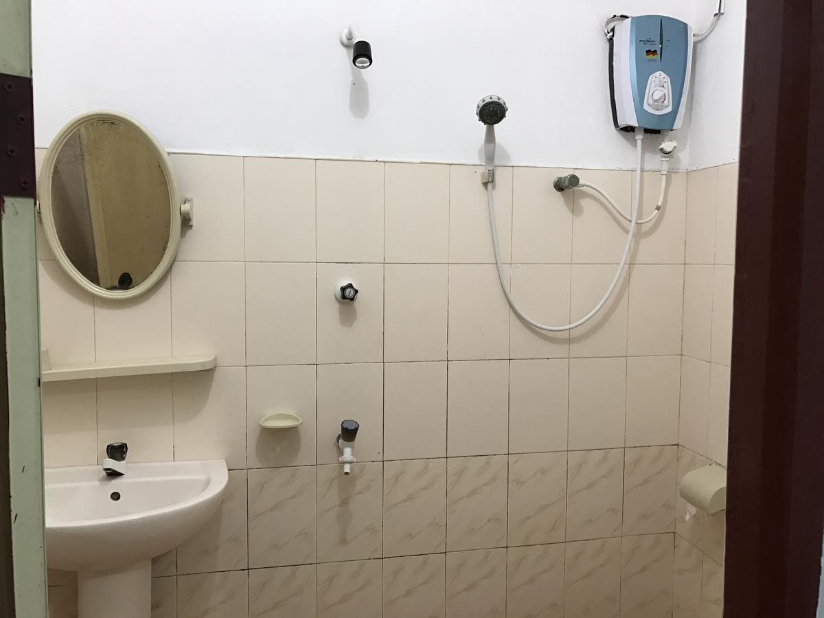 Gnaanams Hotel And Restaurant جافنا المظهر الخارجي الصورة