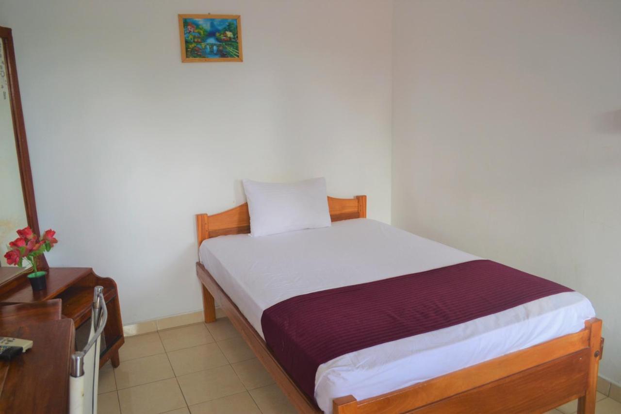 Gnaanams Hotel And Restaurant جافنا المظهر الخارجي الصورة